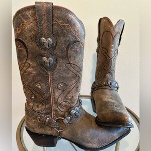 Ladies Durango crush dusk to dawn cowboy boot size 7. Like new
